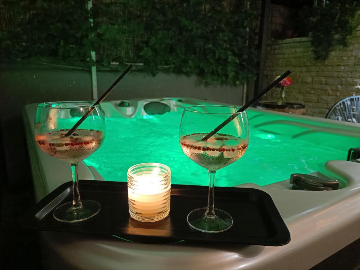 Apartment Belleza With Private Jacuzzi 자다르 외부 사진