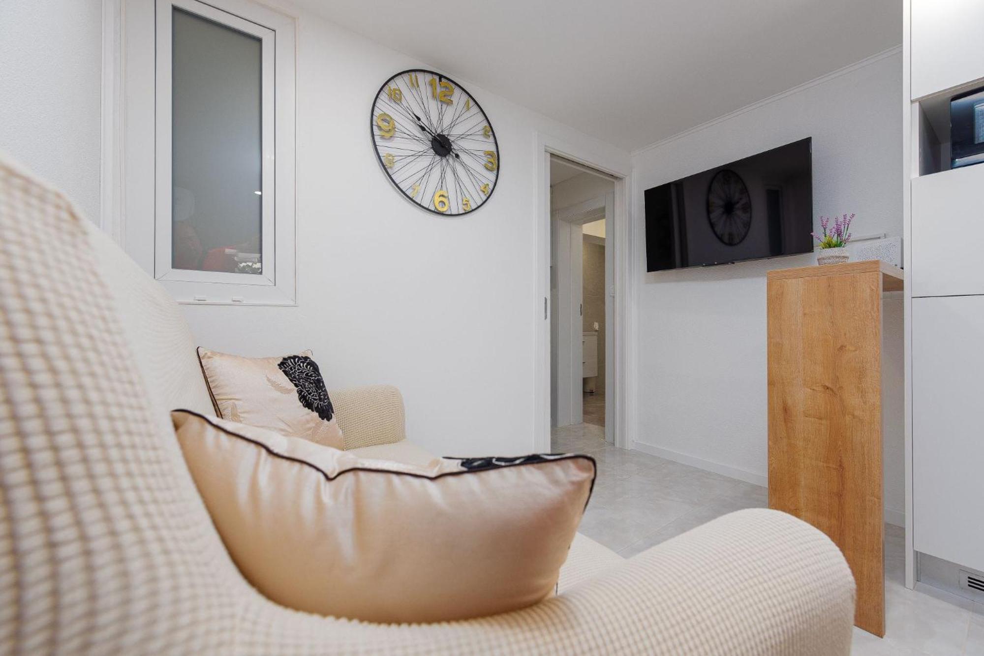 Apartment Belleza With Private Jacuzzi 자다르 외부 사진